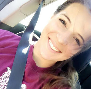 Meet your Posher, Abigail